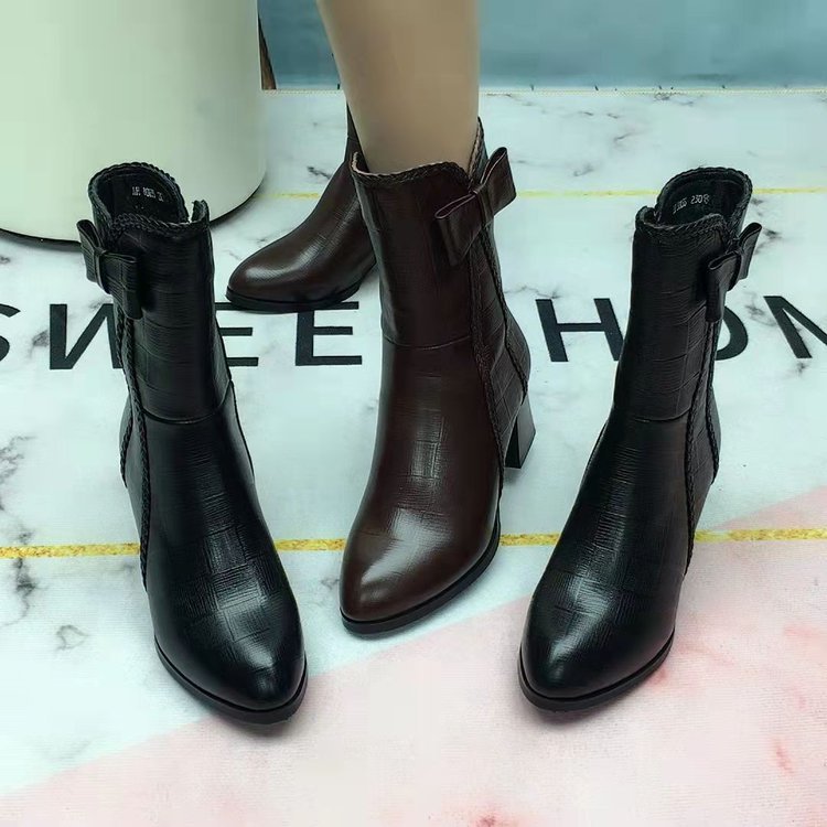 Botas Martin con lazo para mujer con personalidad de moda