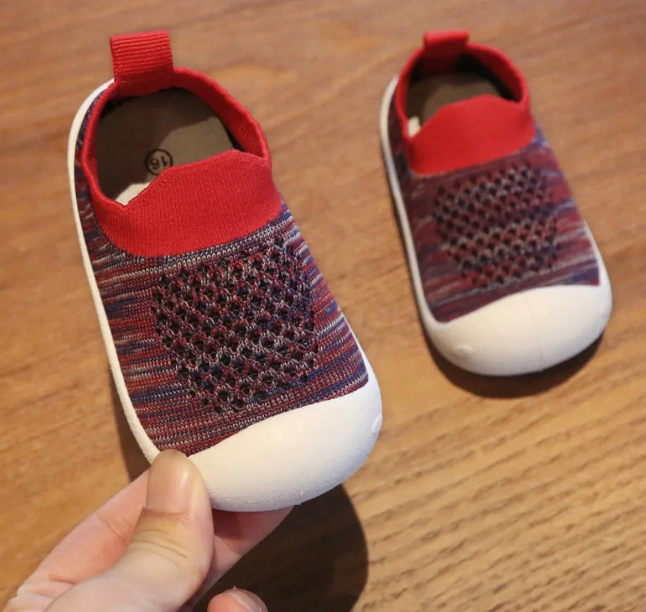 Zapatos de bebé para niños pequeños, zapatos de fondo suave.