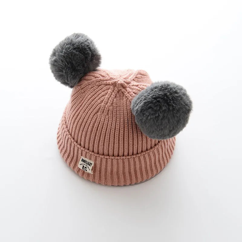 Gorro de lana para bebé.