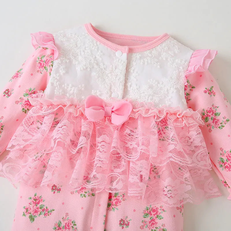 Bébé fille bébé onesies