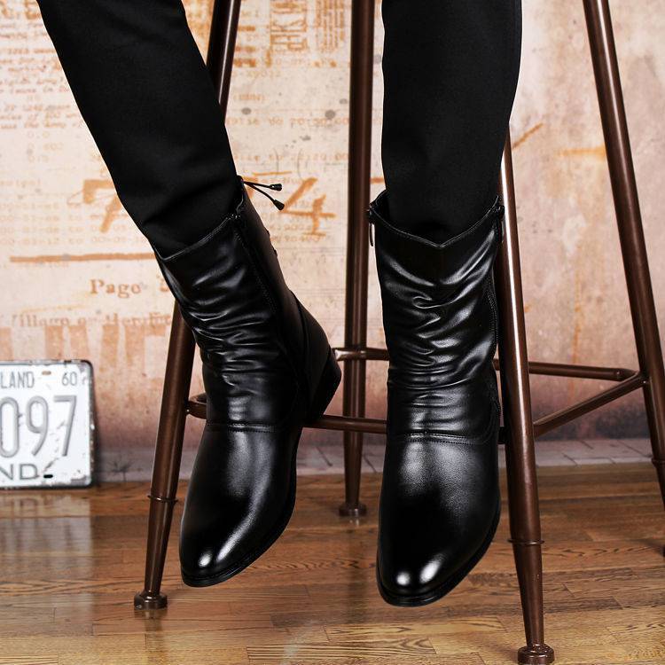 Botas de hombre puntiagudas de cuero de moda británica