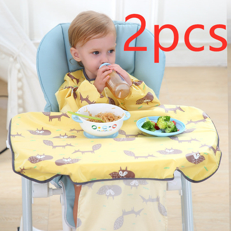 Bebé comiendo silla de comedor babero cubierta ropa de alimentación antisuciedad vestido