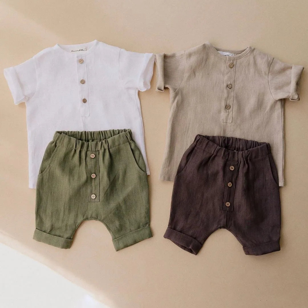 Costume d'été en coton et lin pour garçon, costume gris kaki de couleur unie | pantalon à manches courtes | deux pièces | simple boutonnage