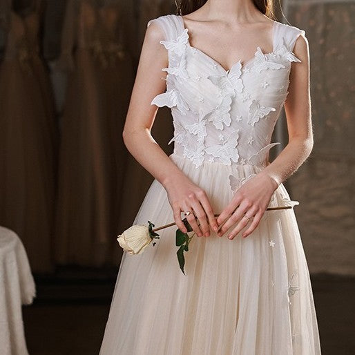 Vestido de noche para el anfitrión del banquete de bodas