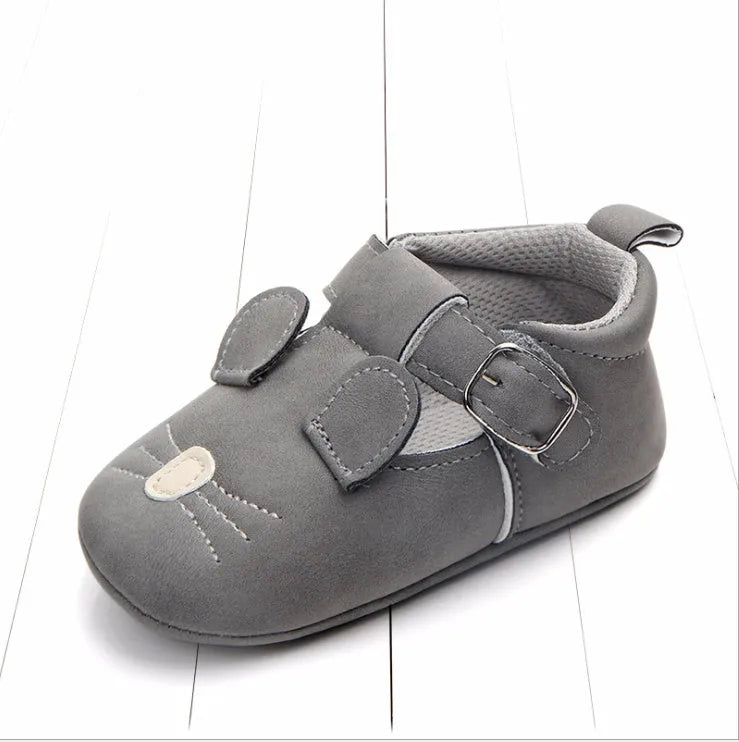 Primavera y otoño zapatos de bebé de animales de dibujos animados de cuero mate antideslizante zapatos de bebé de fondo suave al por mayor 0884
