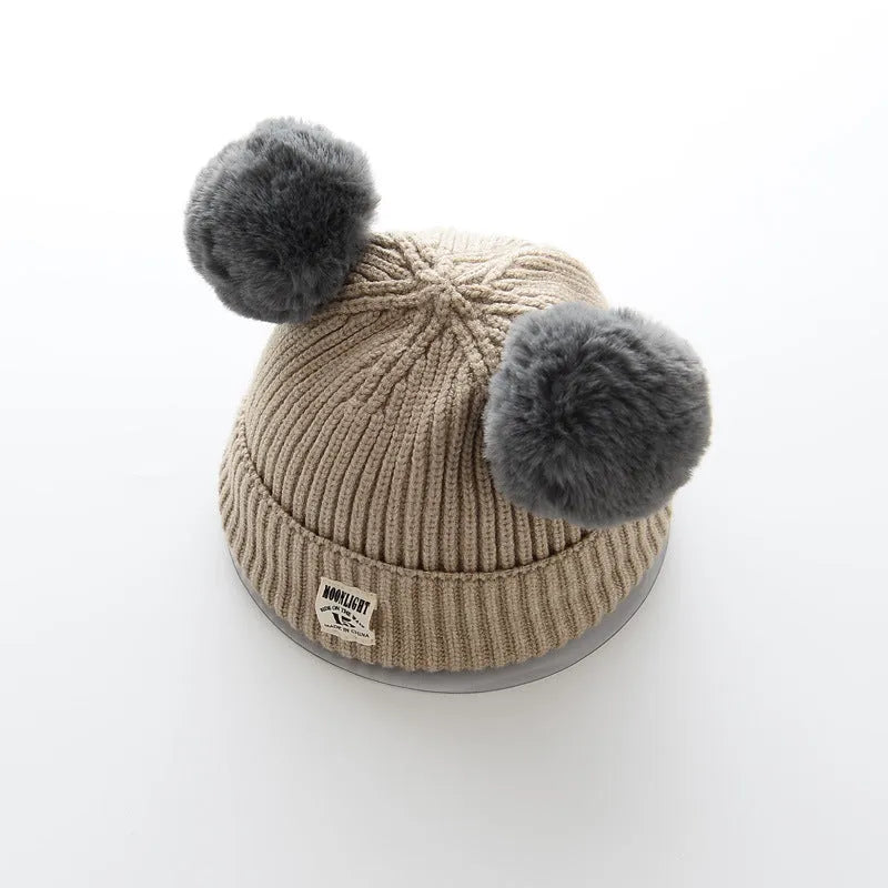 Gorro de lana para bebé.