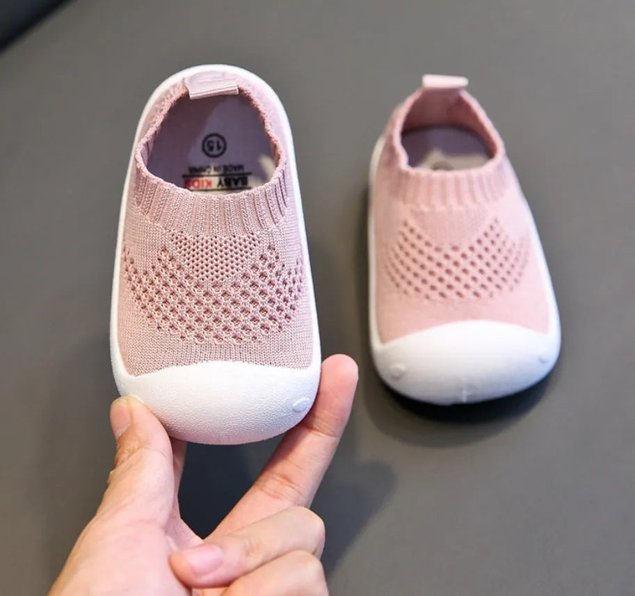 Zapatos de bebé para niños pequeños, zapatos de fondo suave.