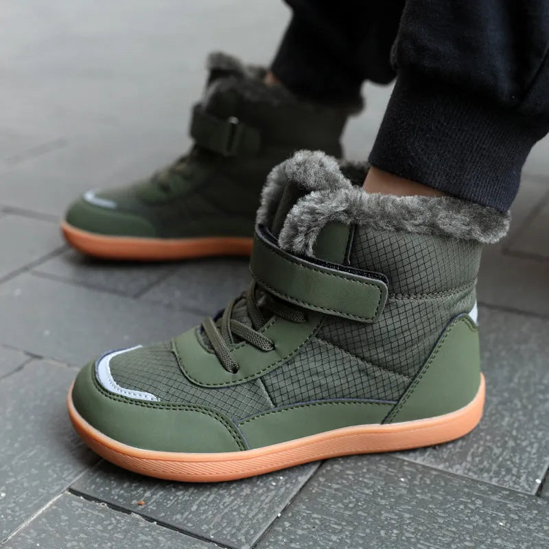 Botas altas para niños con terciopelo grueso y punta ancha, zapatos acolchados de algodón para mantener el calor al aire libre