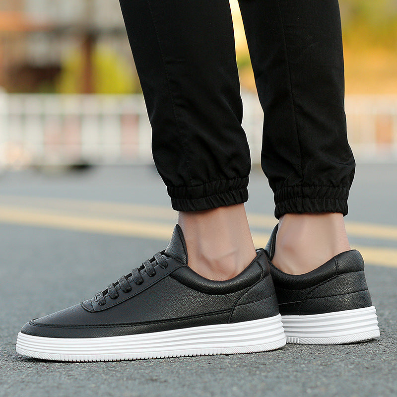 Nuevos zapatos blancos calientes, zapatos para hombre, zapatos coreanos que combinan con todo, zapatos para hombre, viento británico en otoño