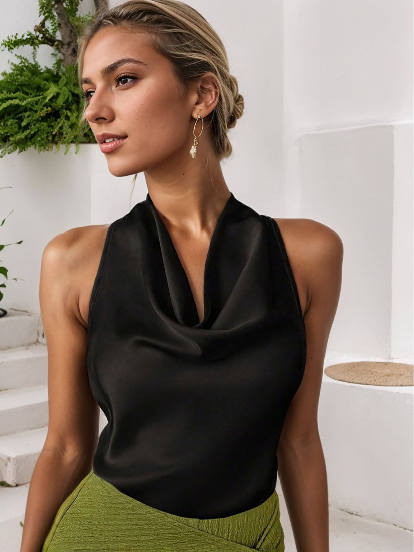 Camiseta sin mangas con cuello halter y espalda descubierta para mujer, elegante y moderna, de color liso, con cuello halter y manga corta