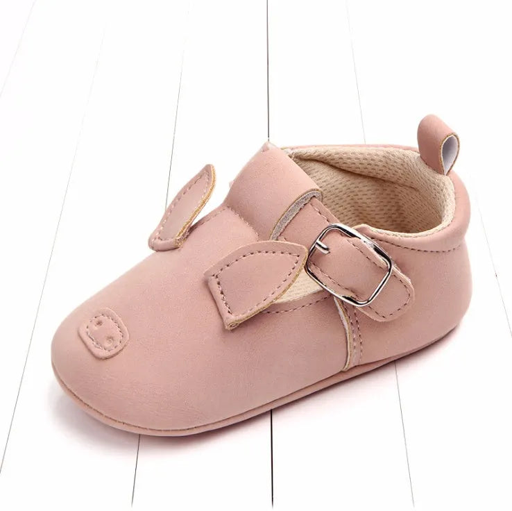 Primavera y otoño zapatos de bebé de animales de dibujos animados de cuero mate antideslizante zapatos de bebé de fondo suave al por mayor 0884