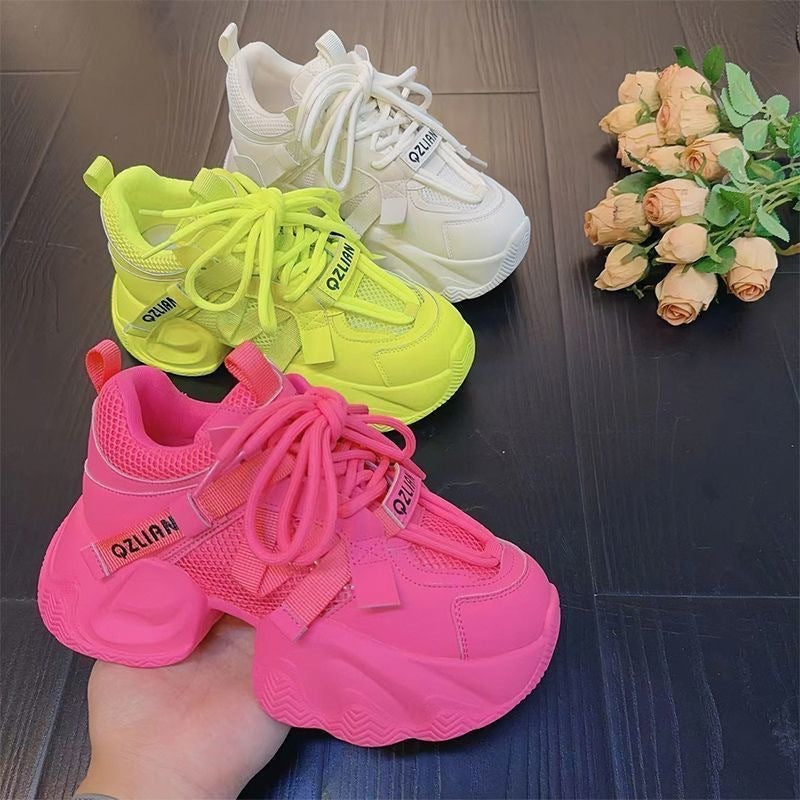 Zapatillas de deporte de suela gruesa de moda para mujer que combinan con todo