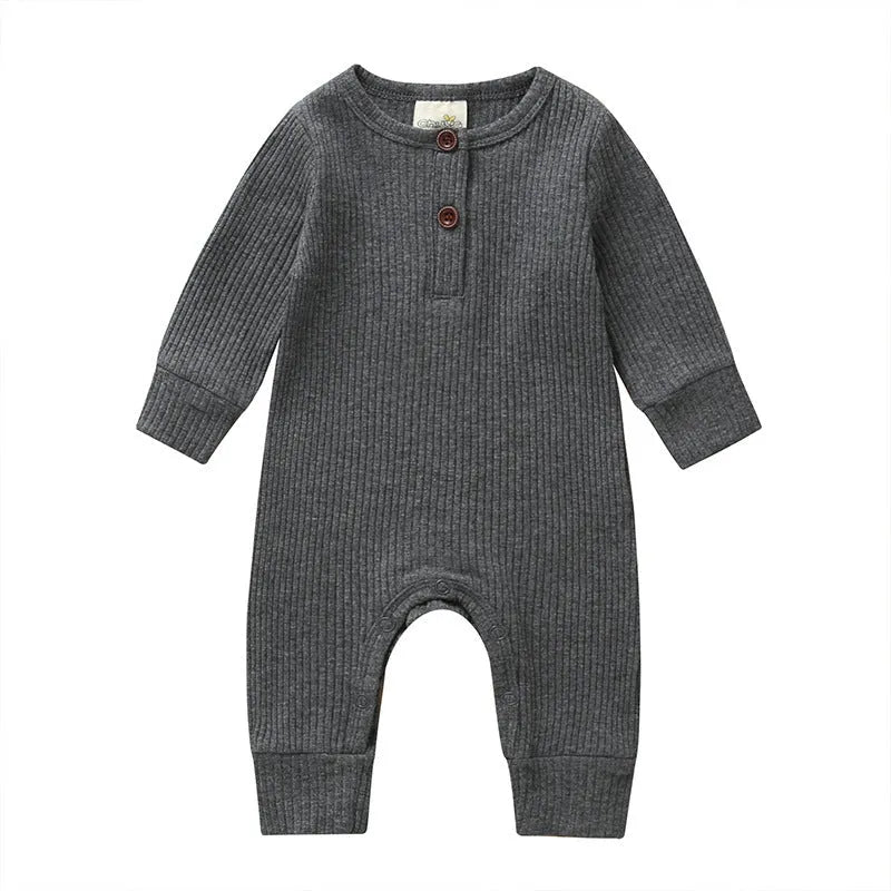 Ropa de bebé europea y americana.