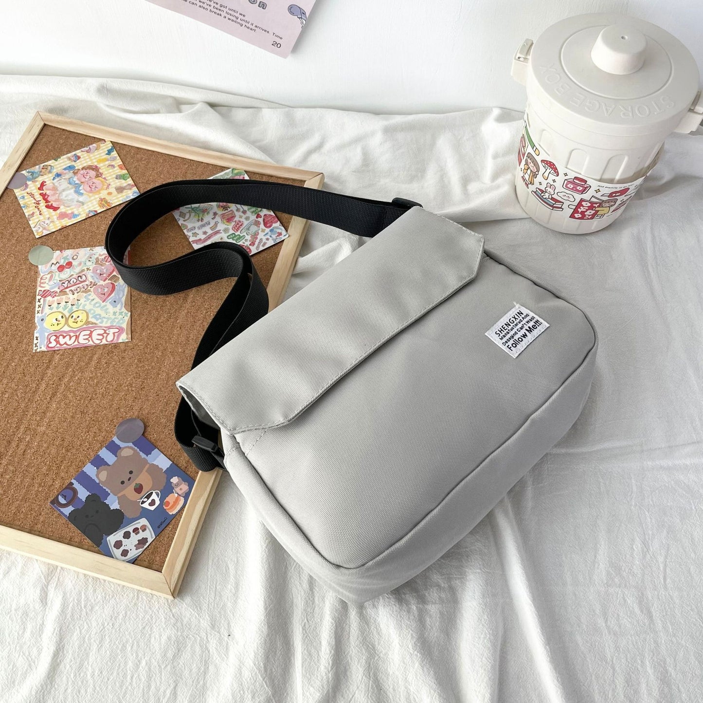 Ins Messenger Bags mujeres hombres bolso de hombro tipo bandolera Casual pareja pequeño bolso con solapa