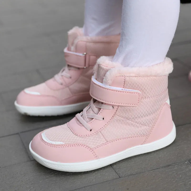 Botas altas para niños con terciopelo grueso y punta ancha, zapatos acolchados de algodón para mantener el calor al aire libre