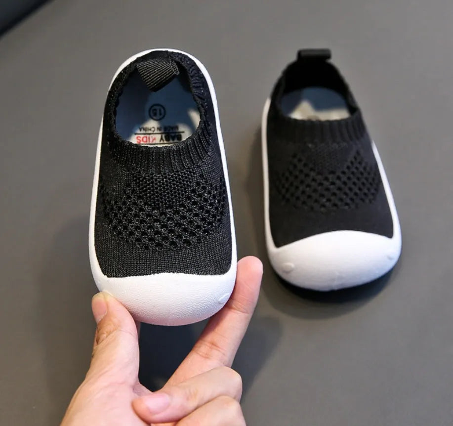 Zapatos de bebé para niños pequeños, zapatos de fondo suave.