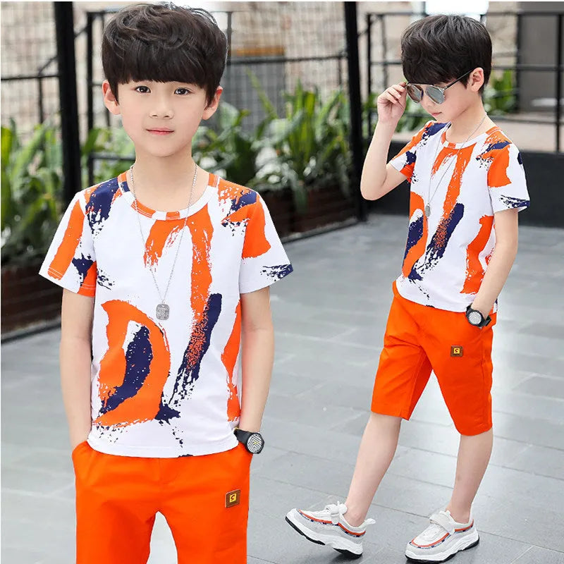 Ropa infantil de verano de dos piezas para niños de mediana edad.