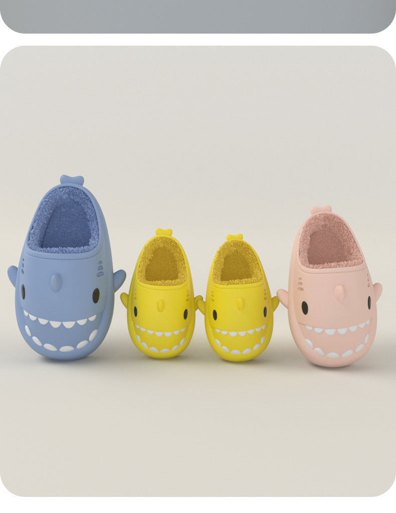 Zapatillas de Eva para niños con tiburón de dibujos animados tridimensionales