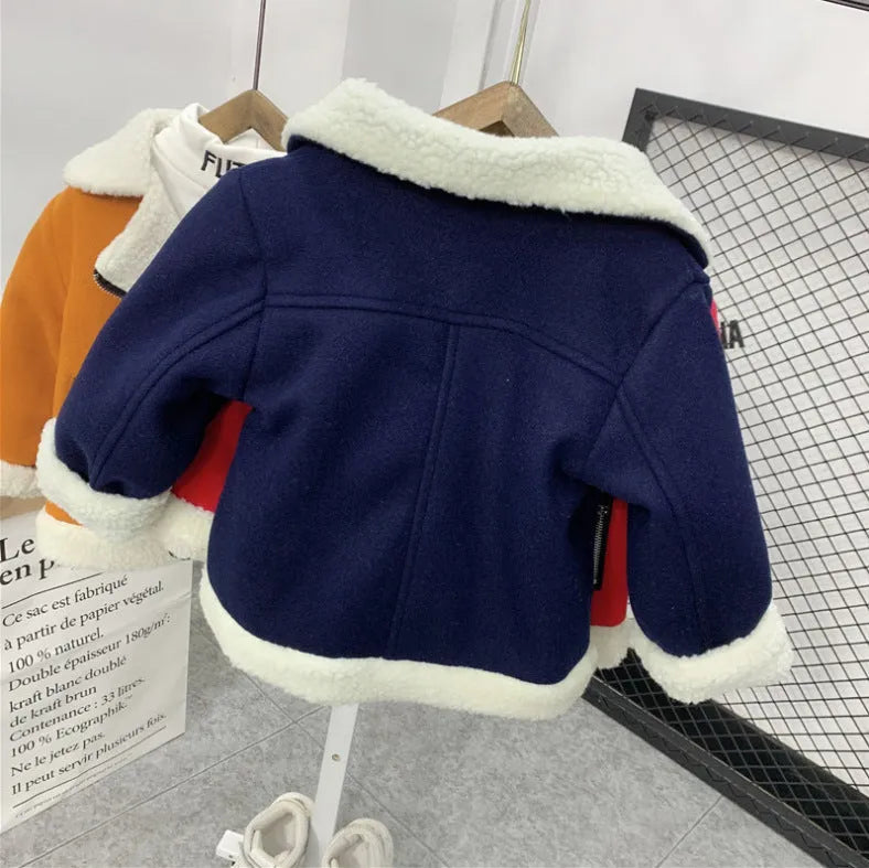 Abrigo de lana de cordero con parte superior de lana gruesa para niños