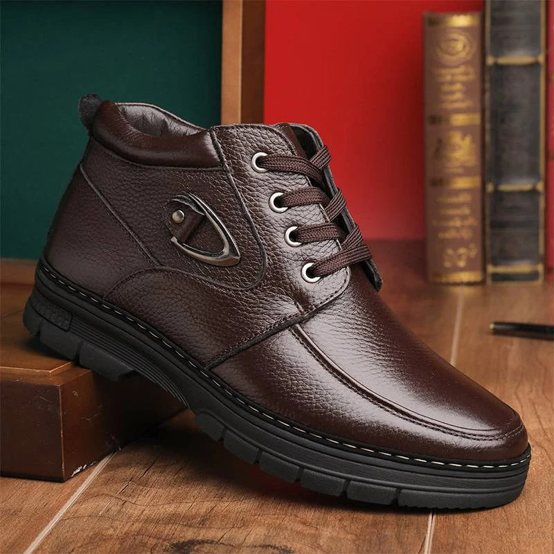 Zapatos de cuero gruesos y cálidos con forro polar para hombres de mediana edad y ancianos de invierno