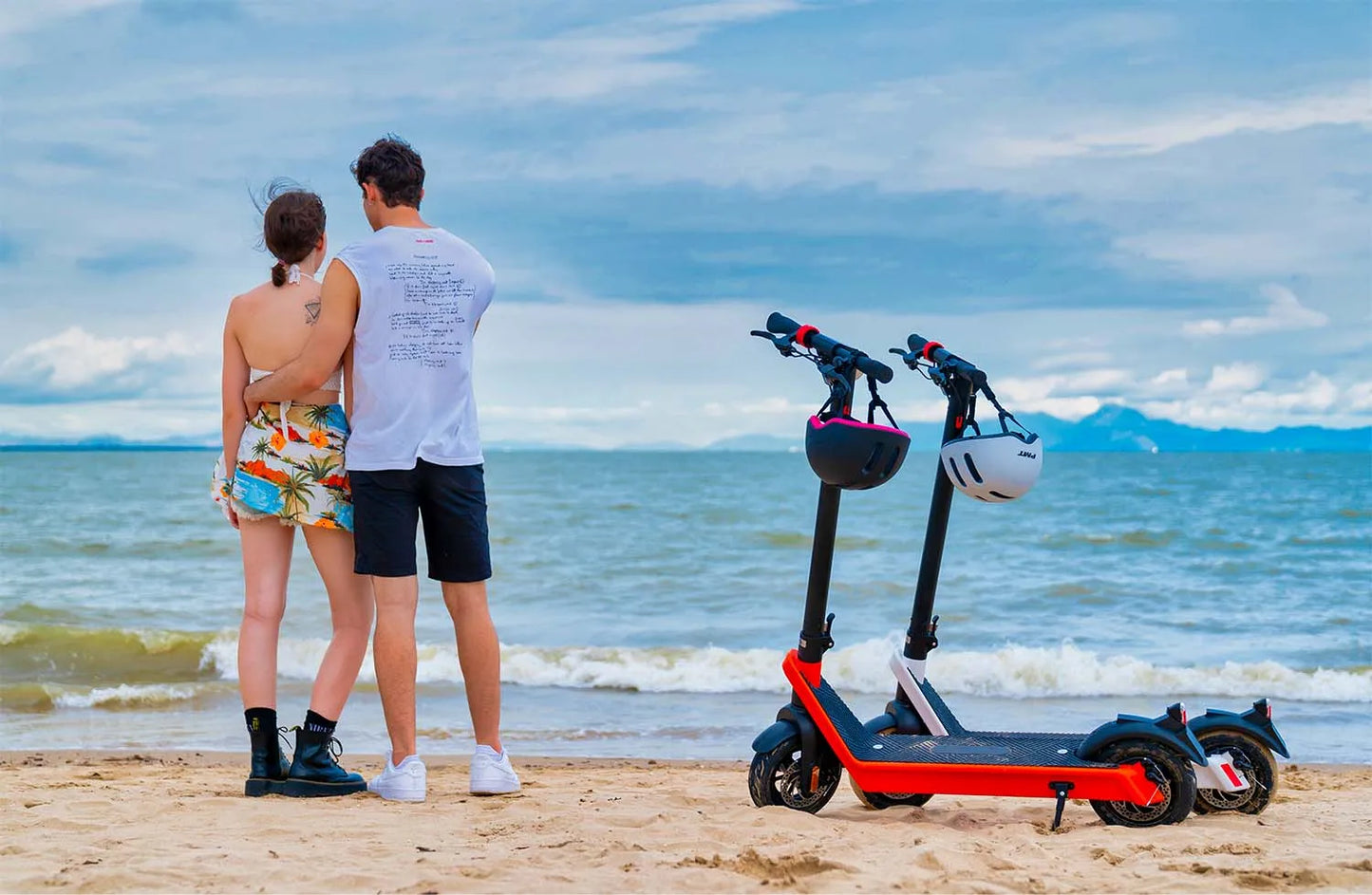 HX X9 Adult Electric Scooter 15.6AH 550W 48V 40KM/H Foldable Electric Kick Scooter 10 Inch E Scooter Electric Skateboard