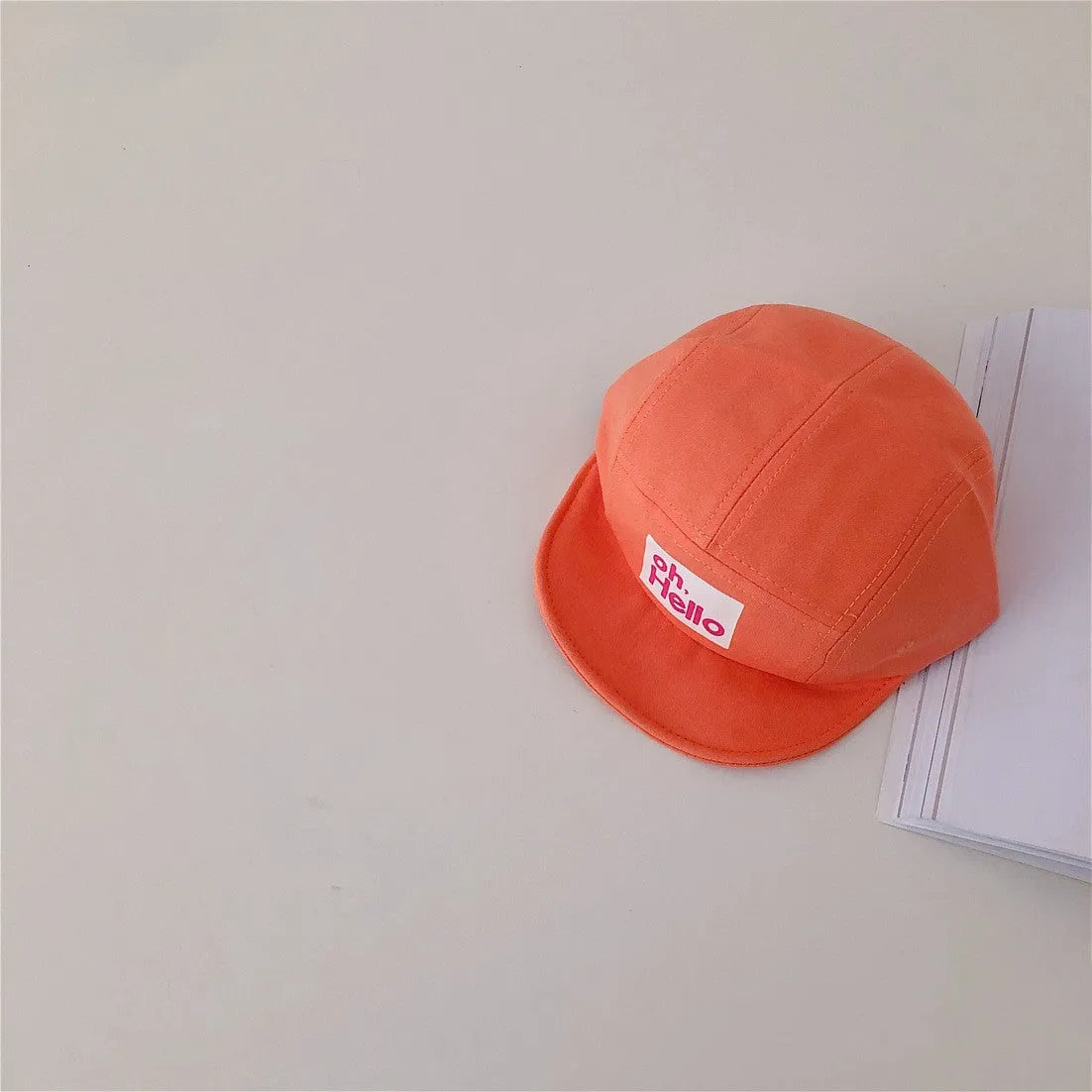 Corea del Sur con el mismo párrafo letras de goma a presión sombreros de lengua de pato de ala suave para niños