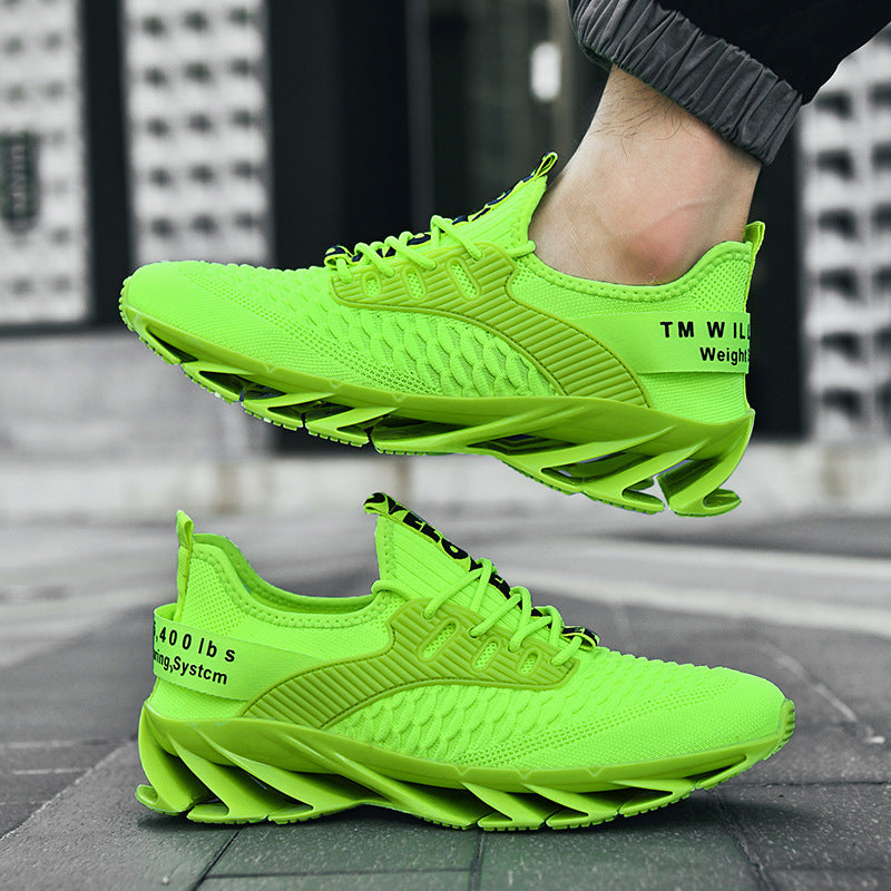 Zapatillas de deporte de moda con escala tejida voladora de Fashion Blade