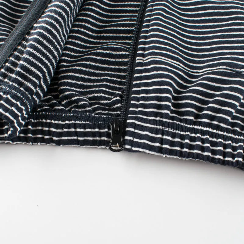 Chaqueta tipo cárdigan a rayas versátil para niño de moda