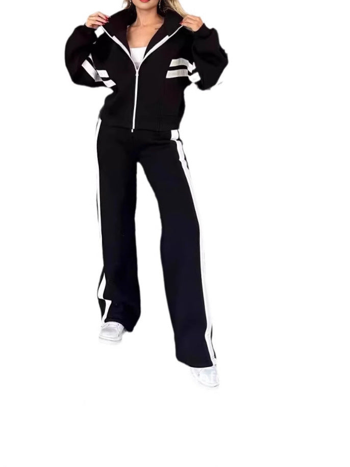 Traje deportivo informal con cremallera y parte superior a rayas de otoño