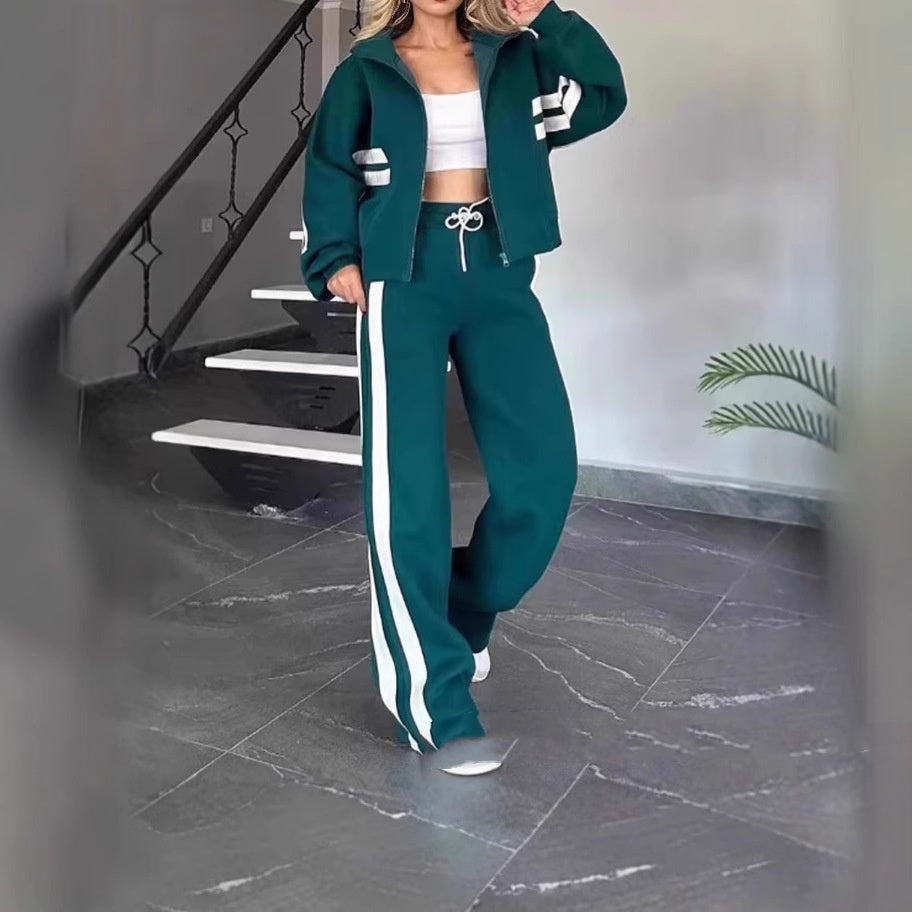 Traje deportivo informal con cremallera y parte superior a rayas de otoño