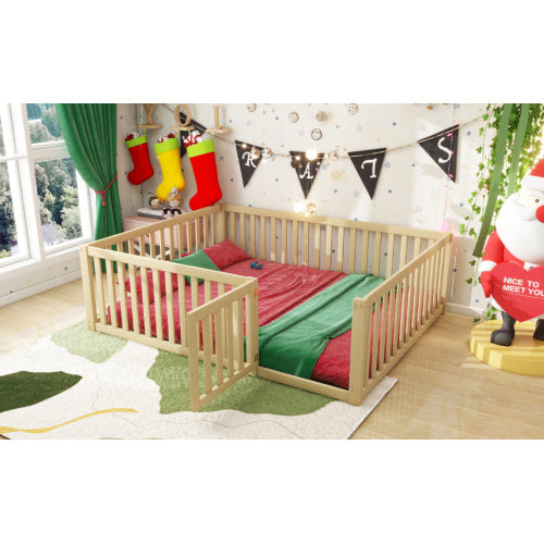 Kinderbett 140 X 200 Holzboden Bettrahmen Mit Zaun Und Tur Holzfarbe