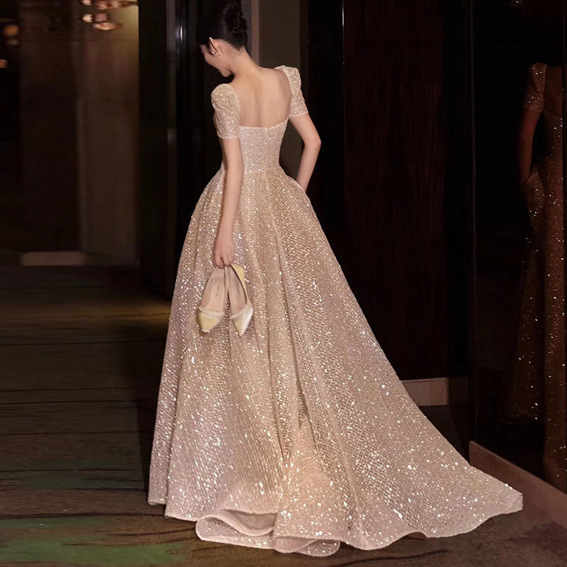 Vestido de novia de banquete, estilo hada temperamental, ajustado y adelgazante.