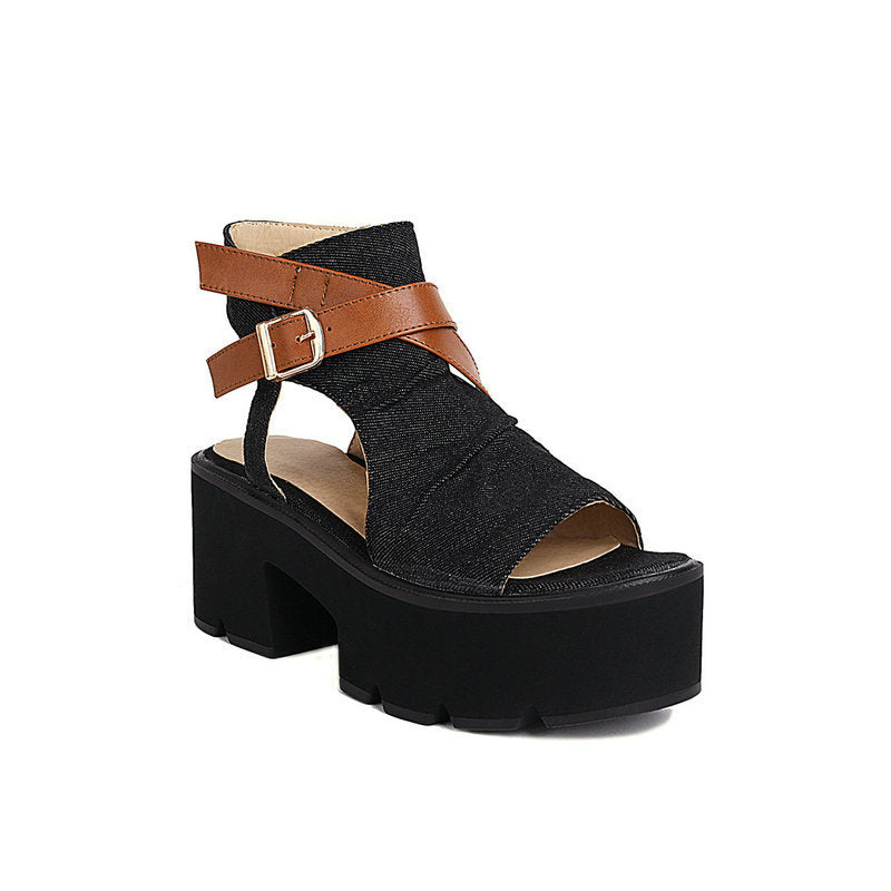 Sandalias vaqueras de mujer con tiras de cuero y punta abierta