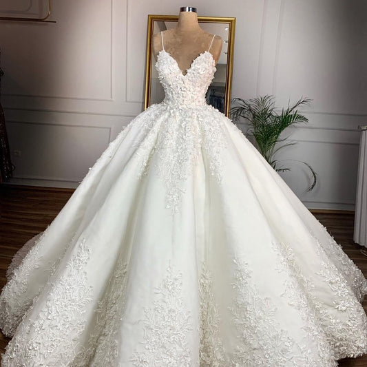 Vestido de novia sexy de encaje con escote en V profundo y largo hasta el suelo, con aura romántica y un banquete de bodas digno, bienvenido a la nueva primavera de 2024.
