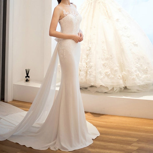Vestido de novia de cintura media con transparencias y súper hada