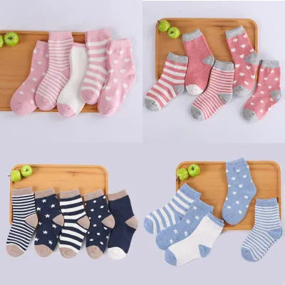 Calcetines de tubo de algodón para niños.