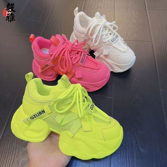 Zapatillas de deporte de suela gruesa de moda para mujer que combinan con todo