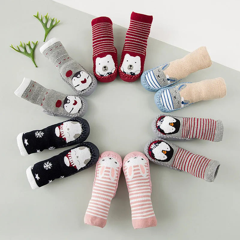 Nueva felpa del invierno, CALCETINES DEL NIÑO DEL BEBÉ de Terry, calcetines del piso de la prueba del resbalón para los niños