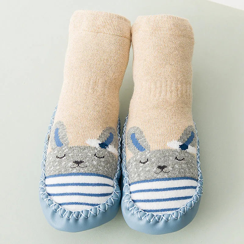 Nueva felpa del invierno, CALCETINES DEL NIÑO DEL BEBÉ de Terry, calcetines del piso de la prueba del resbalón para los niños