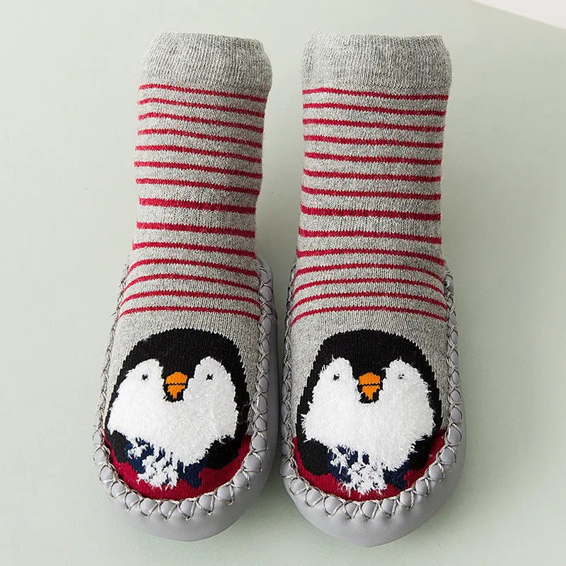 Nueva felpa del invierno, CALCETINES DEL NIÑO DEL BEBÉ de Terry, calcetines del piso de la prueba del resbalón para los niños