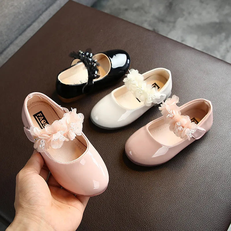 Zapatos deportivos para niños.