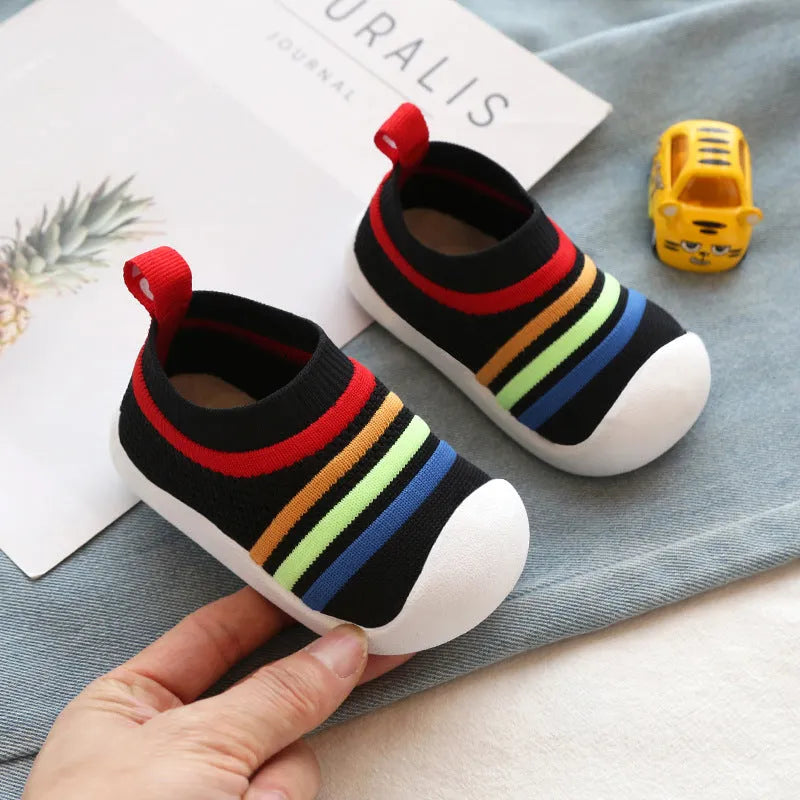 Calcetines voladores para niños.