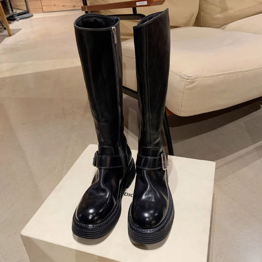 Botas de piel lavada con tacón grueso y punta redonda para mujer