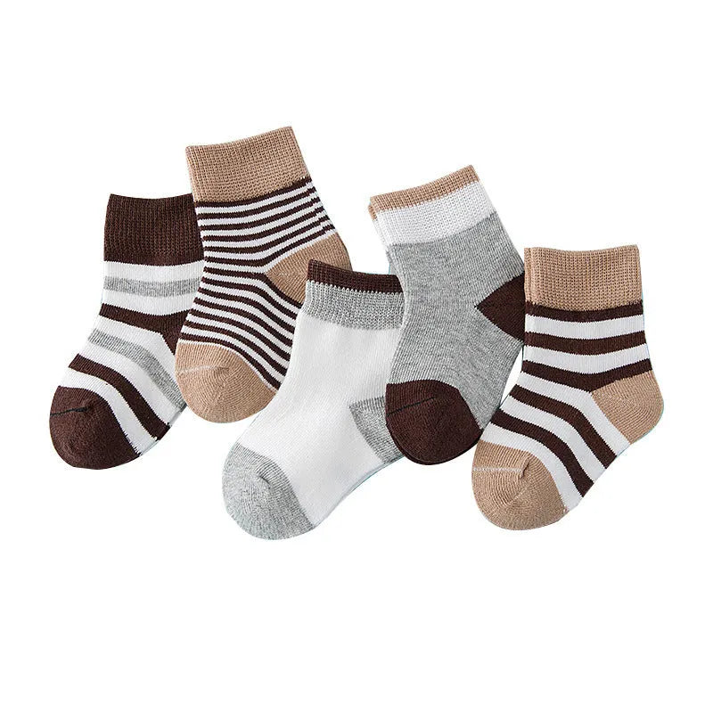 Calcetines de invierno de algodón a rayas para niños.
