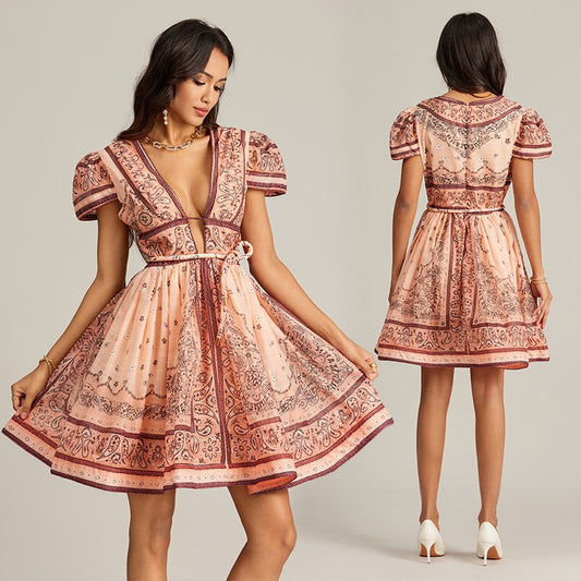 Vestido corto estampado estilo vacaciones