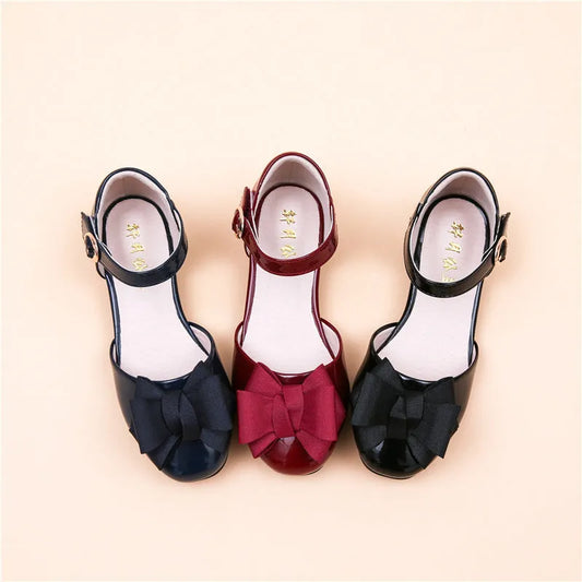 Zapatos de charol con velcro hueco para niños grandes con lazo